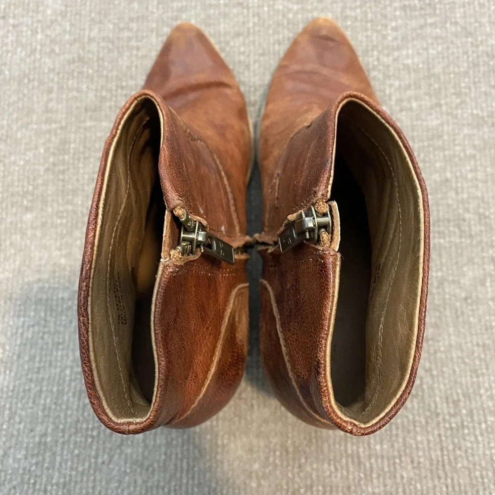 Frye Booties Womens Size 7 Brown Leather Ankle Zip Block Heel 3478342-COG
